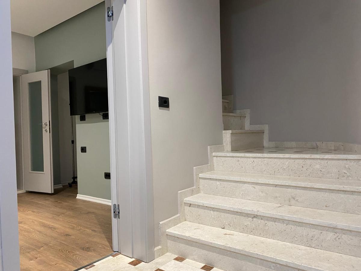 Vila-Amo Tirana Center Εξωτερικό φωτογραφία