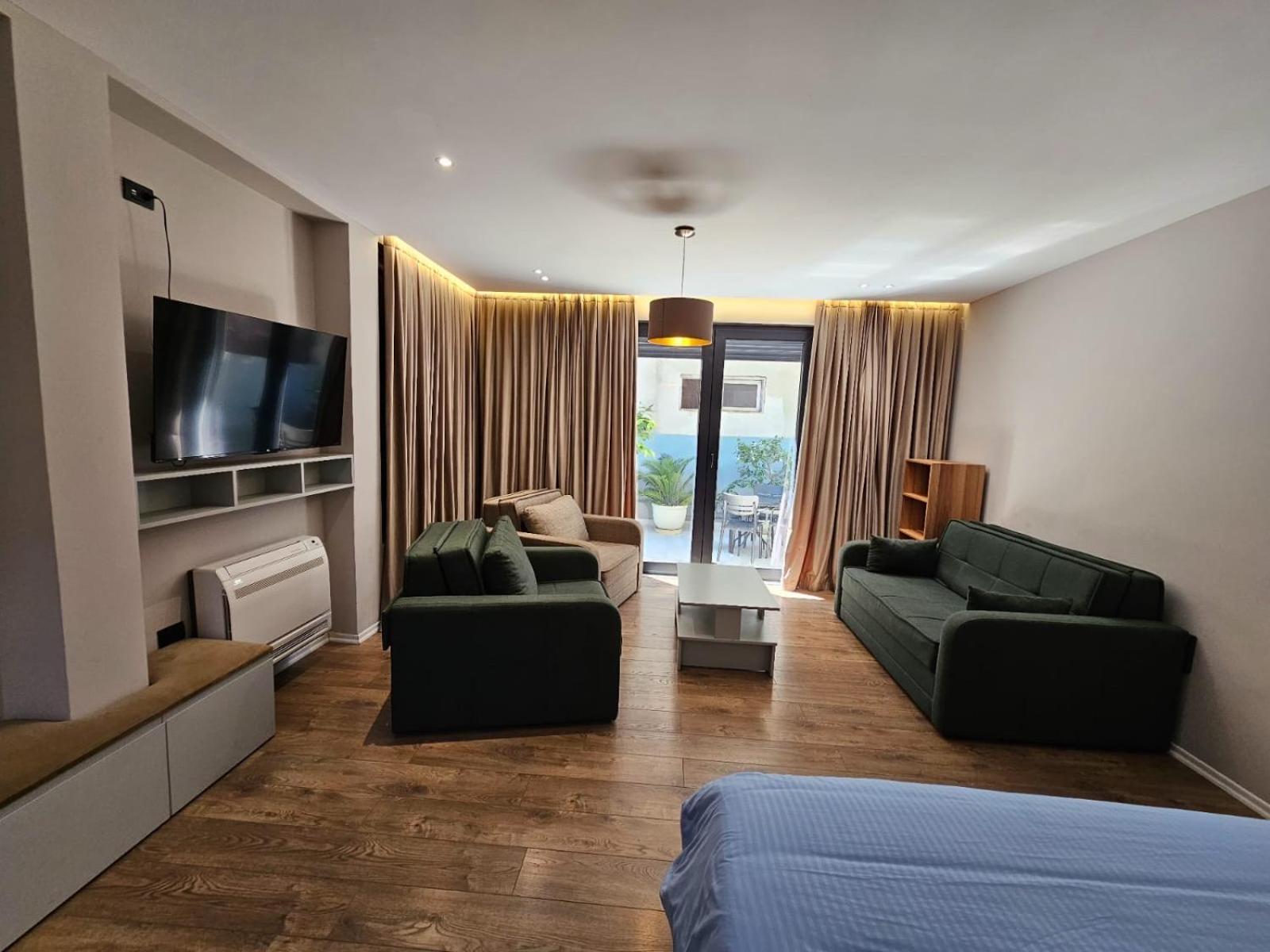 Vila-Amo Tirana Center Εξωτερικό φωτογραφία